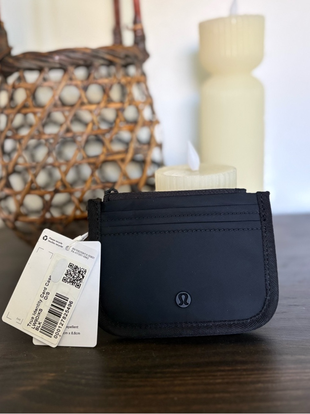 NWT Lululemon True Identity Card Case